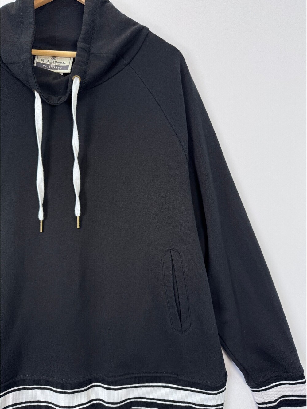 Varsity Cowl Neck Pockets Women XXL Black Oversized Pullover Sweatshirt Holloway - Picture 2 of 7